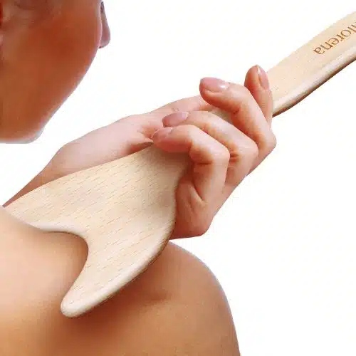 15796